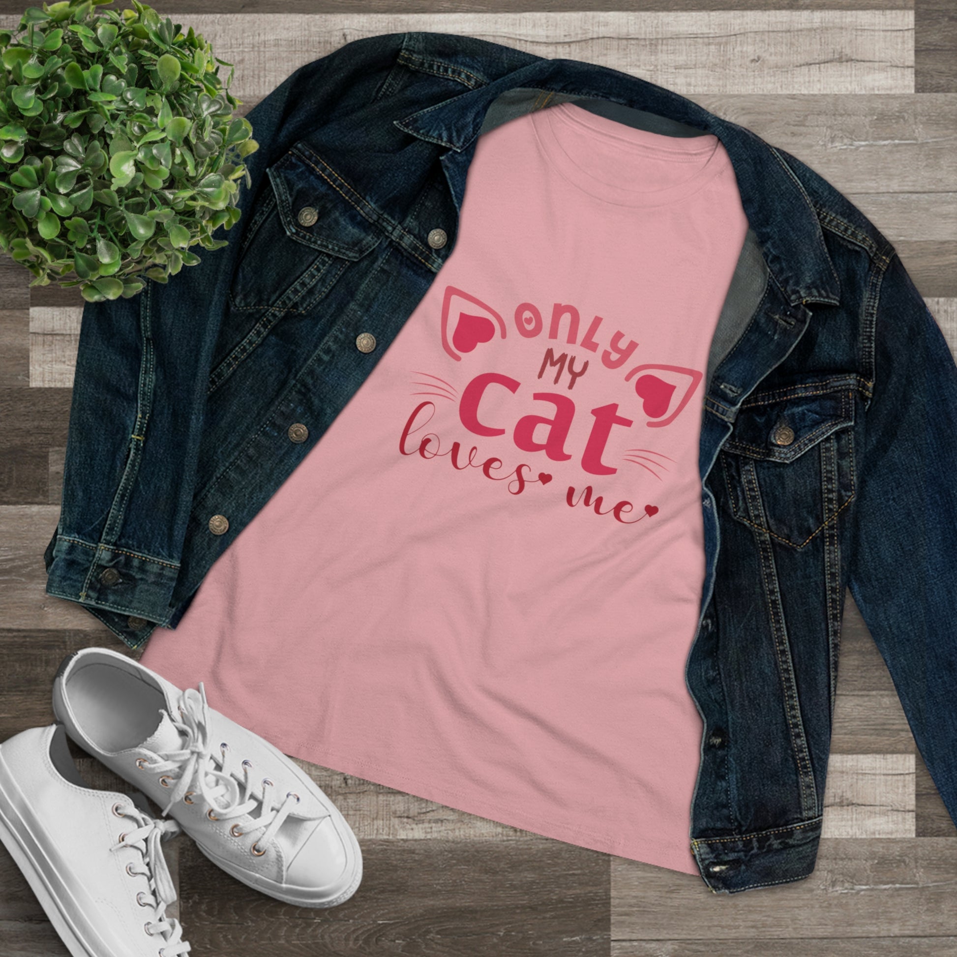 "Only My Cat Loves Me" pink t-Shirt design for Women front