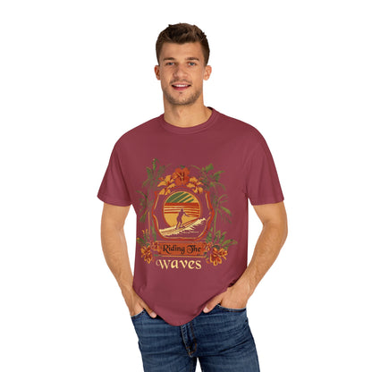 Unisex 'Riding the Wave' Summer Beach T-shirt maroon