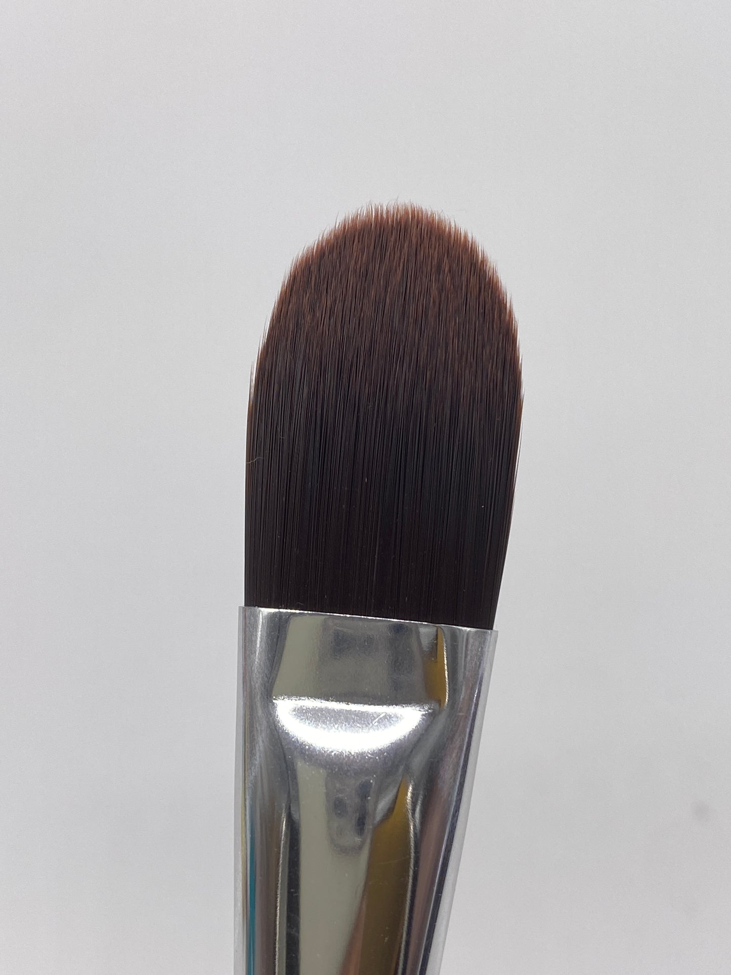 Clinique Concealer Foundation Makeup Brush for flawless base